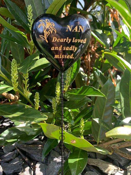 Nan - Black & Gold Resin Memorial Lily Heart Stick Stake Graveside Crematorium